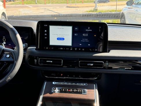 New 2025 Lincoln Aviator Reserve w/ Equipment Group 201A image 15