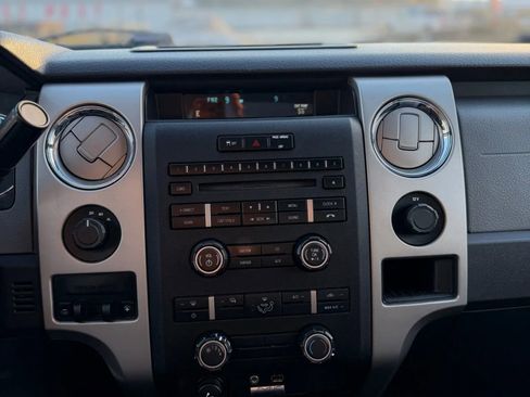 Used 2011 Ford F150 XLT w/ XLT Chrome Pkg image 12