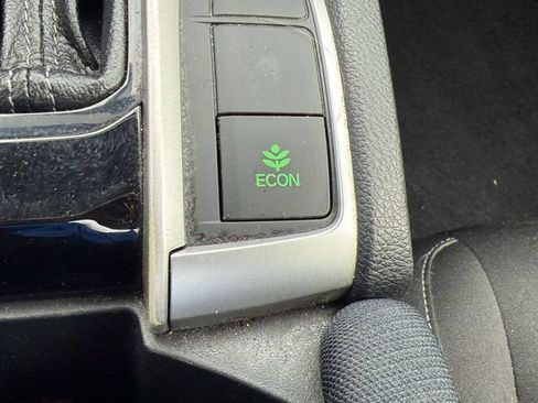 Used 2017 Honda Civic EX-T image 21