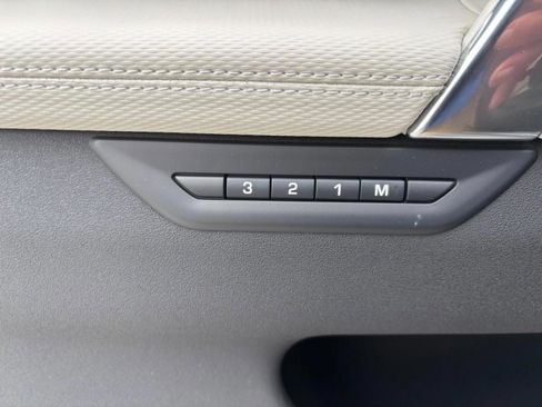 Used 2025 Land Rover Discovery Sport Dynamic SE image 35