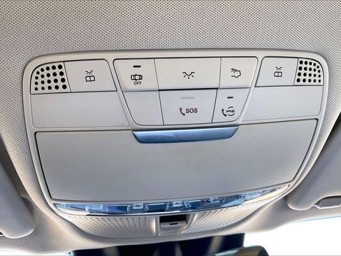 Used 2022 Mercedes-Benz GLC 300 GLC 300 image 31