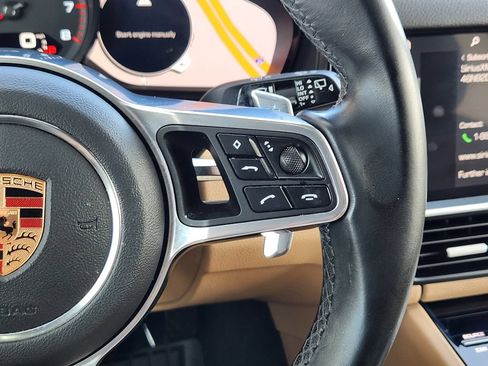 Used 2019 Porsche Cayenne AWD/4WD image 18