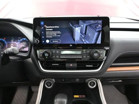 Used 2024 Toyota Grand Highlander Platinum image 34