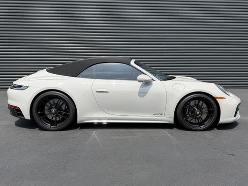 Certified 2022 Porsche 911 Carrera GTS RWD image 8
