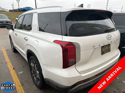 Used 2023 Hyundai Palisade SEL w/ Premium Package AWD/4WD image 5