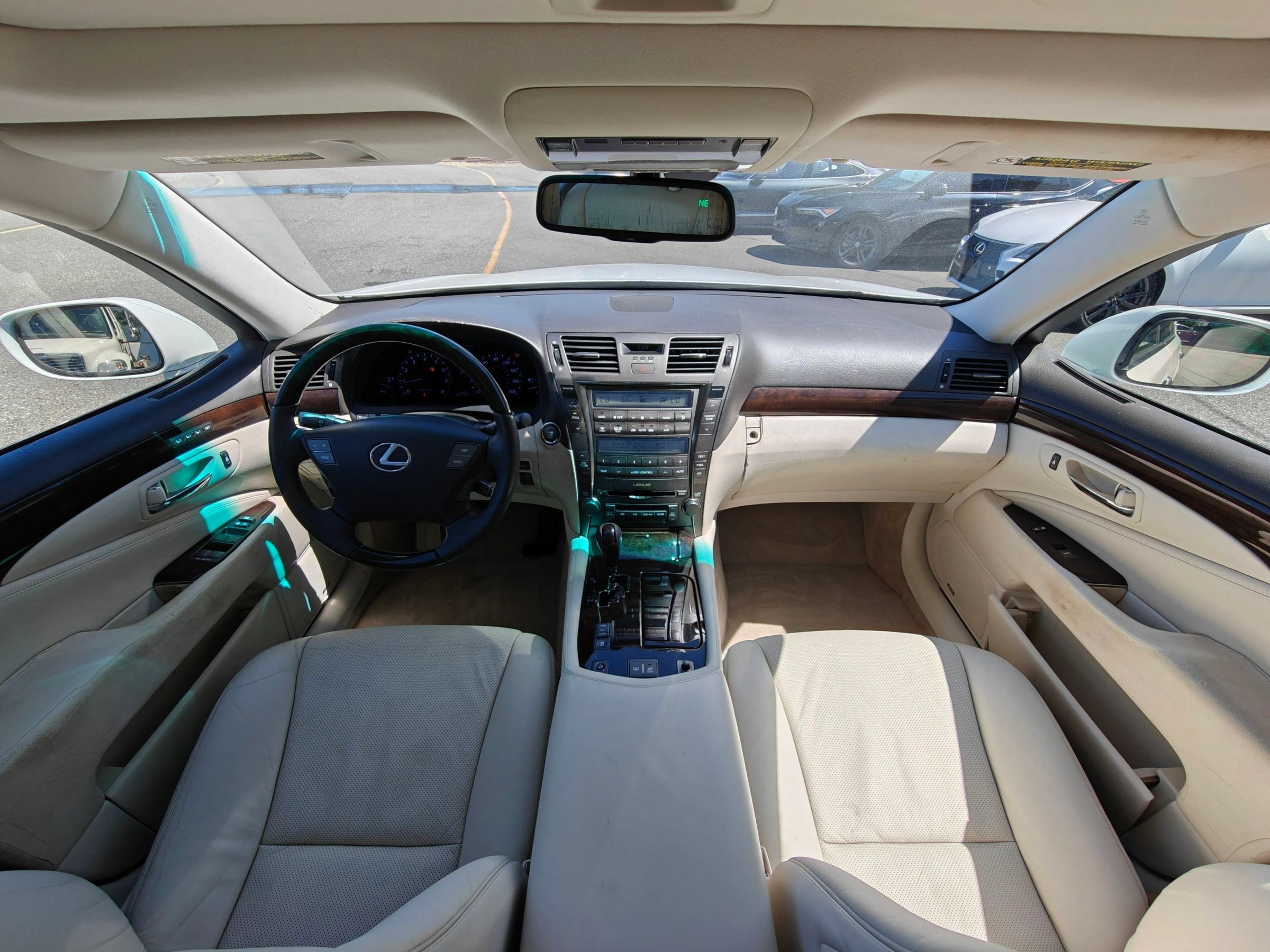 Used 2007 Lexus LS 460 RWD image 31