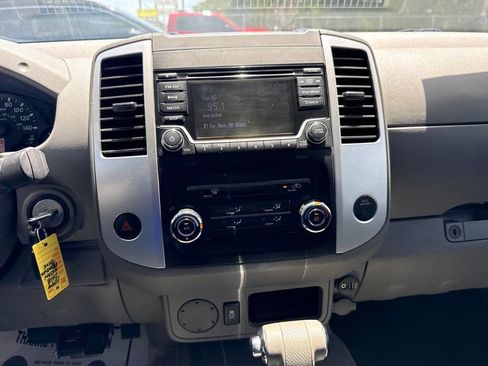 Used 2018 Nissan Frontier SV RWD image 20