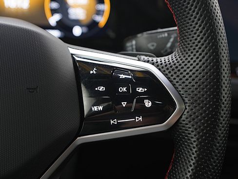 Used 2023 Volkswagen GTI SE image 26