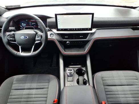 Certified 2025 Ford Explorer ST-Line w/ ST-Line Street Pack AWD/4WD image 14