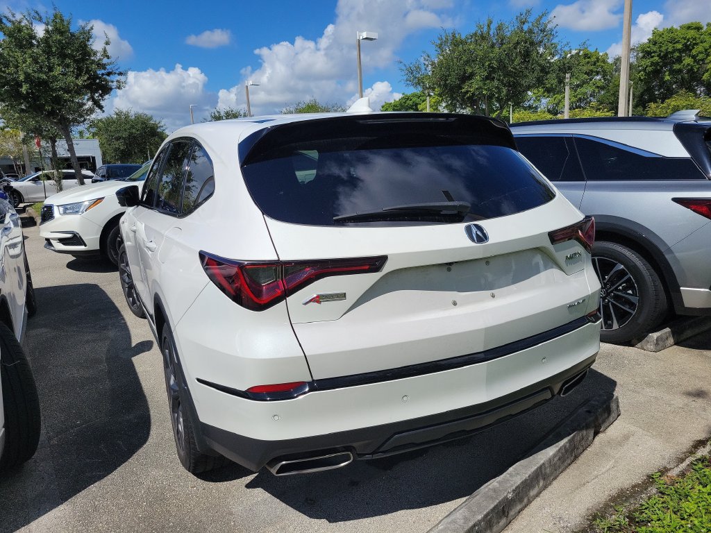 Used 2024 Acura MDX A-Spec AWD/4WD image 5
