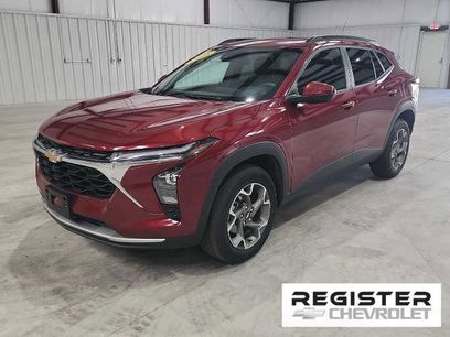 Used 2025 Chevrolet Trax LT