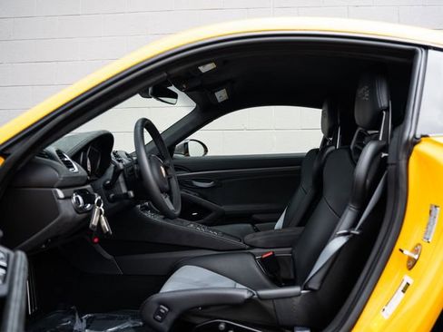 Used 2024 Porsche 718 Cayman GT4 RS RWD image 20