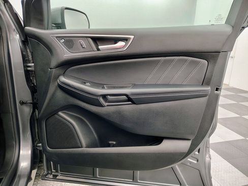 Used 2023 Ford Edge ST image 23