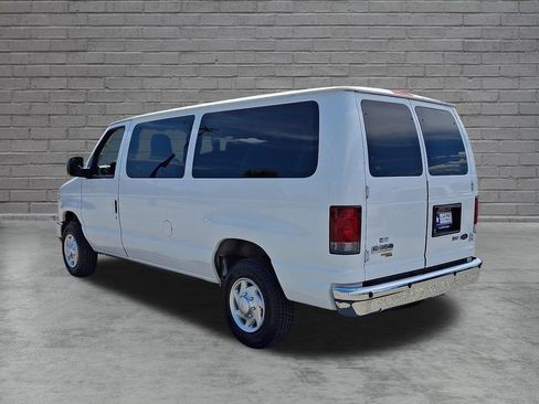 Used 2011 Ford E-350 and Econoline 350 XLT RWD image 8