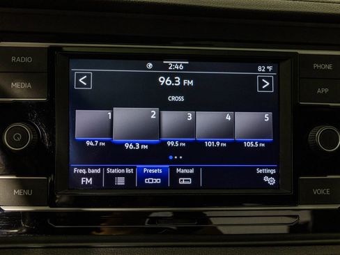 Used 2020 Volkswagen Jetta R-Line FWD image 26