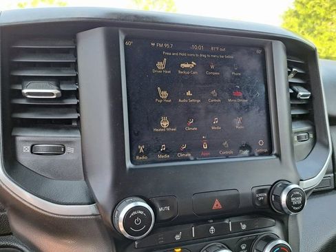 Used 2019 RAM 1500 Big Horn RWD image 15