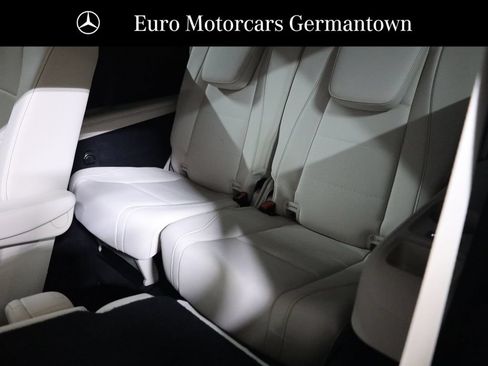 Used 2025 Mercedes-Benz GLS 450 4MATIC w/ AMG Line Exterior image 57