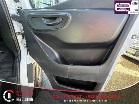Used 2023 Mercedes-Benz Sprinter 2500 image 27