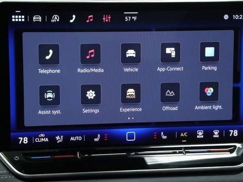 New 2026 Volkswagen Tiguan SE R-Line FWD image 19