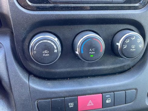 Used 2019 RAM ProMaster 1500 w/ Interior Convenience Group FWD image 13