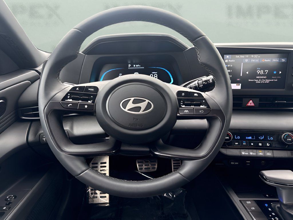 Used 2026 Hyundai Elantra Sport FWD image 12