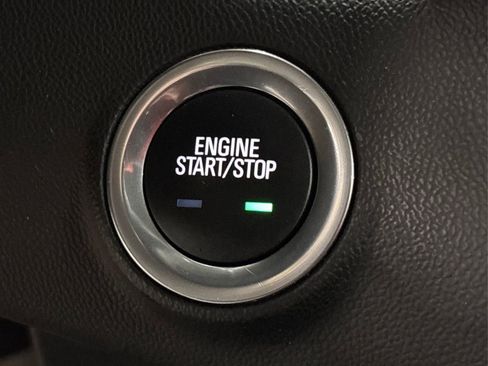 Used 2024 GMC Terrain SLE image 26