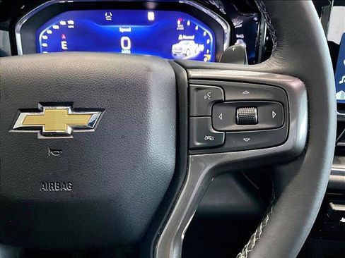 Used 2023 Chevrolet Silverado 1500 High Country w/ High Country Premium Package AWD/4WD image 21
