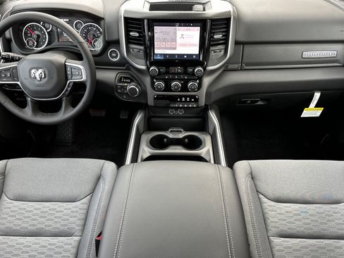 New 2026 RAM 1500 4x4 Crew Cab image 12