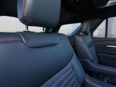 New 2026 Ford Explorer ST-Line w/ ST-Line Street Pack image 22