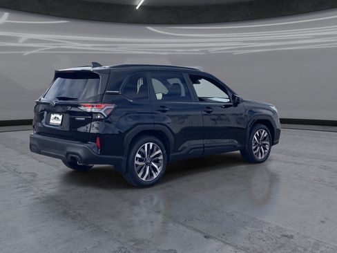 New 2026 Subaru Forester Touring AWD/4WD image 5