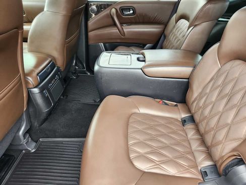 Used 2023 Nissan Armada Platinum w/ Captain's Chairs Package AWD/4WD image 10
