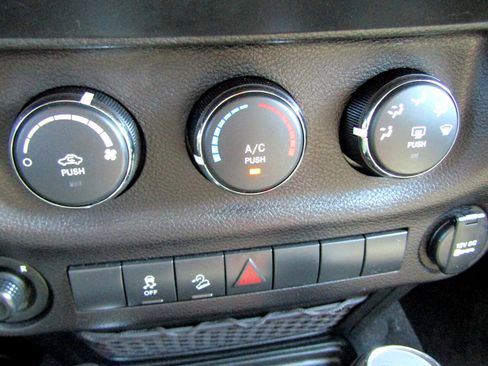 Used 2017 Jeep Wrangler Unlimited Sport w/ Quick Order Package 24S image 76