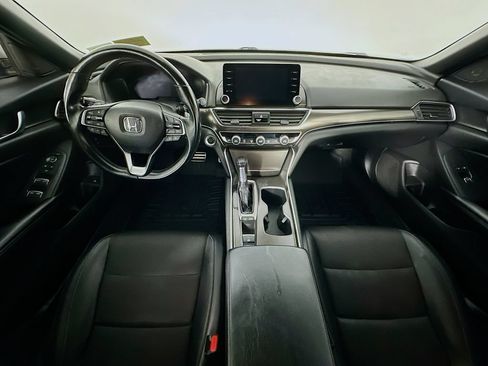 Used 2018 Honda Accord Sport image 10