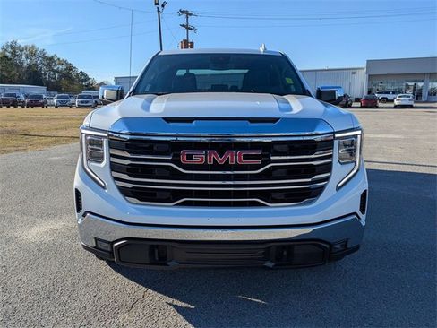 Used 2024 GMC Sierra 1500 SLT image 7