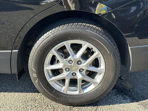 Used 2022 Chevrolet Equinox LT image 8