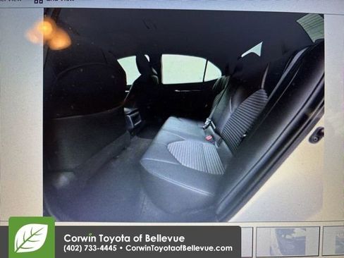 Used 2023 Toyota Camry SE w/ Convenience Package image 6