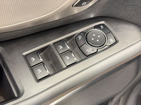 Certified 2025 Ford Expedition Active AWD/4WD image 19