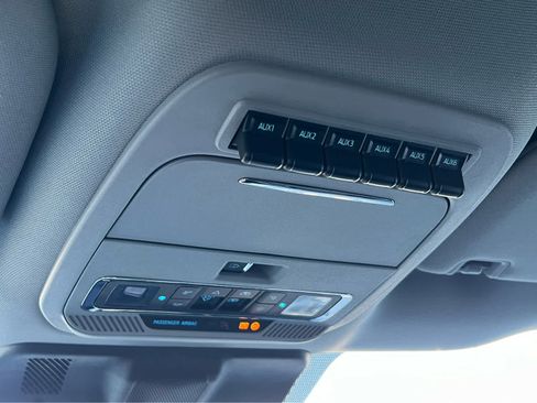 New 2026 Ford F350 Lariat w/ Black Appearance Package image 39