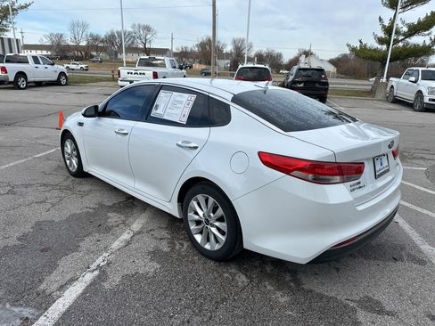 Used 2017 Kia Optima EX image 23