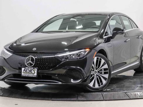 Used 2023 Mercedes-Benz EQE 500 4MATIC Sedan image 1