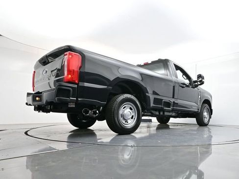 New 2026 Ford F250 XL w/ XL Driver Assist Package RWD image 32