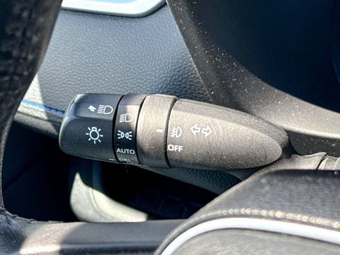 Used 2020 Toyota RAV4 XSE AWD/4WD image 28