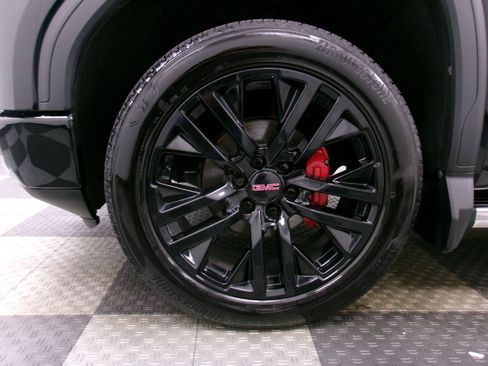 Used 2021 GMC Sierra 1500 Denali w/ Denali Carbonpro Edition AWD/4WD image 16