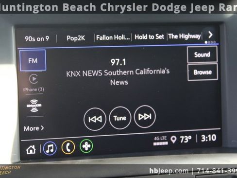 Used 2024 GMC Terrain SLE image 27