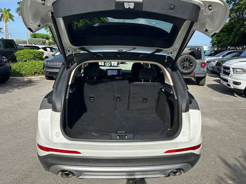 Used 2023 Lincoln Corsair FWD image 14