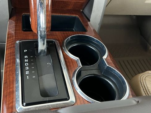 Used 2009 Ford F150 Lariat image 22