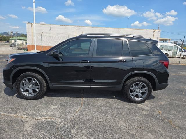 Used 2025 Honda Passport TrailSport image 5