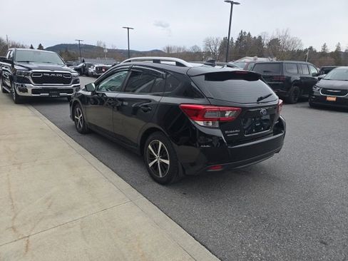 Used 2022 Subaru Impreza Premium image 4