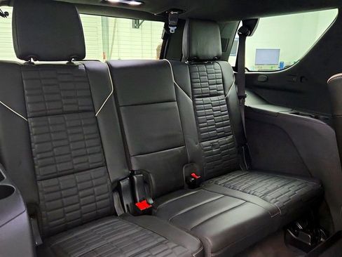 Used 2023 Cadillac Escalade V image 24