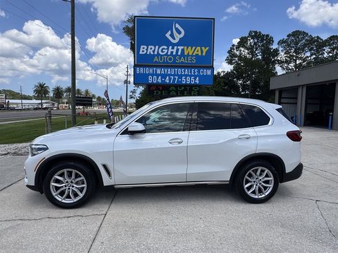 Used 2019 BMW X5 xDrive40i w/ Convenience Package AWD/4WD image 2